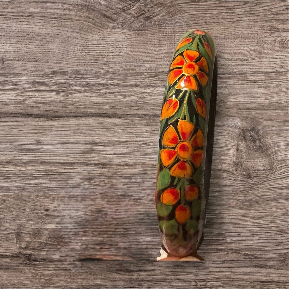 Hand painted lacquered Vibrant Floral Bracelet